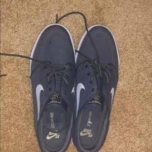 Nike skateboard lows